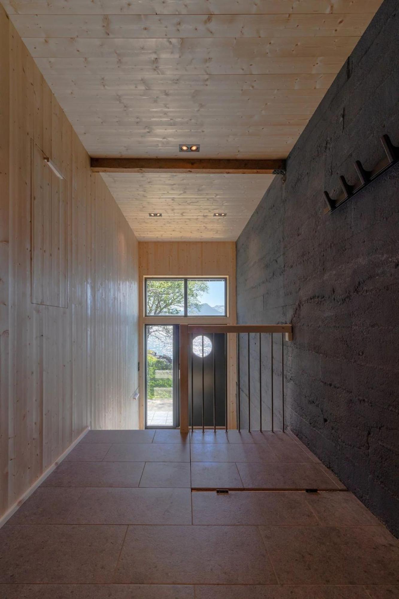 Minkfarmen, Spacious Seaside Cabin With Scenic View Ramberg Exteriér fotografie